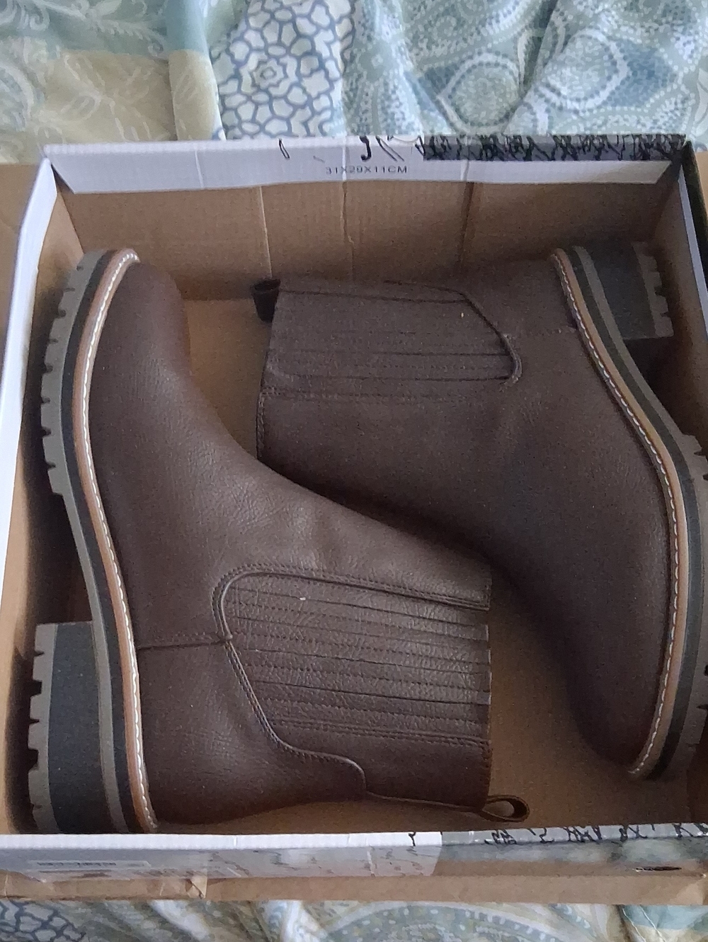 Kensie Brown Men's Chukka Boots